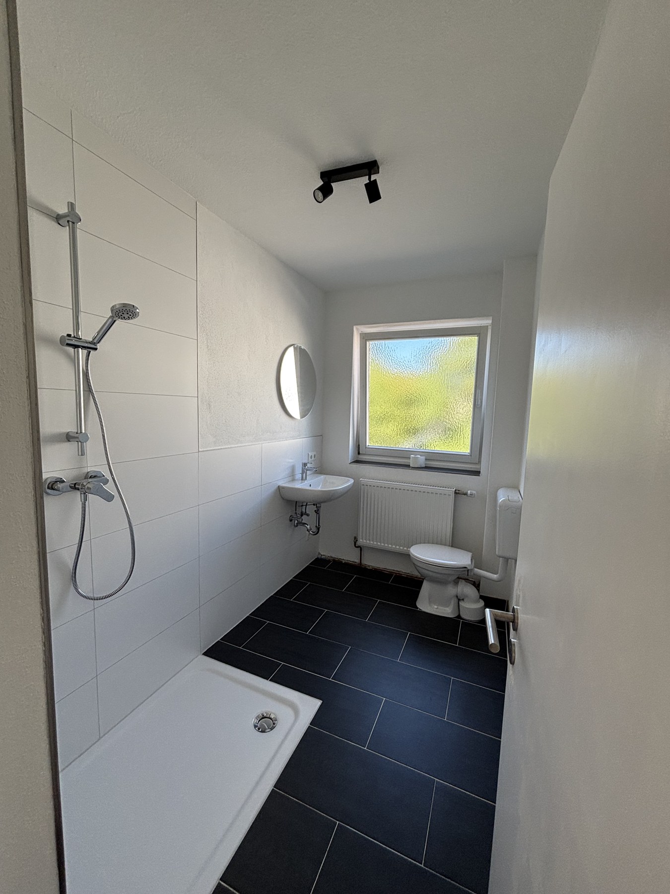 Wohnung Amberg II — Badezimmer — nachher