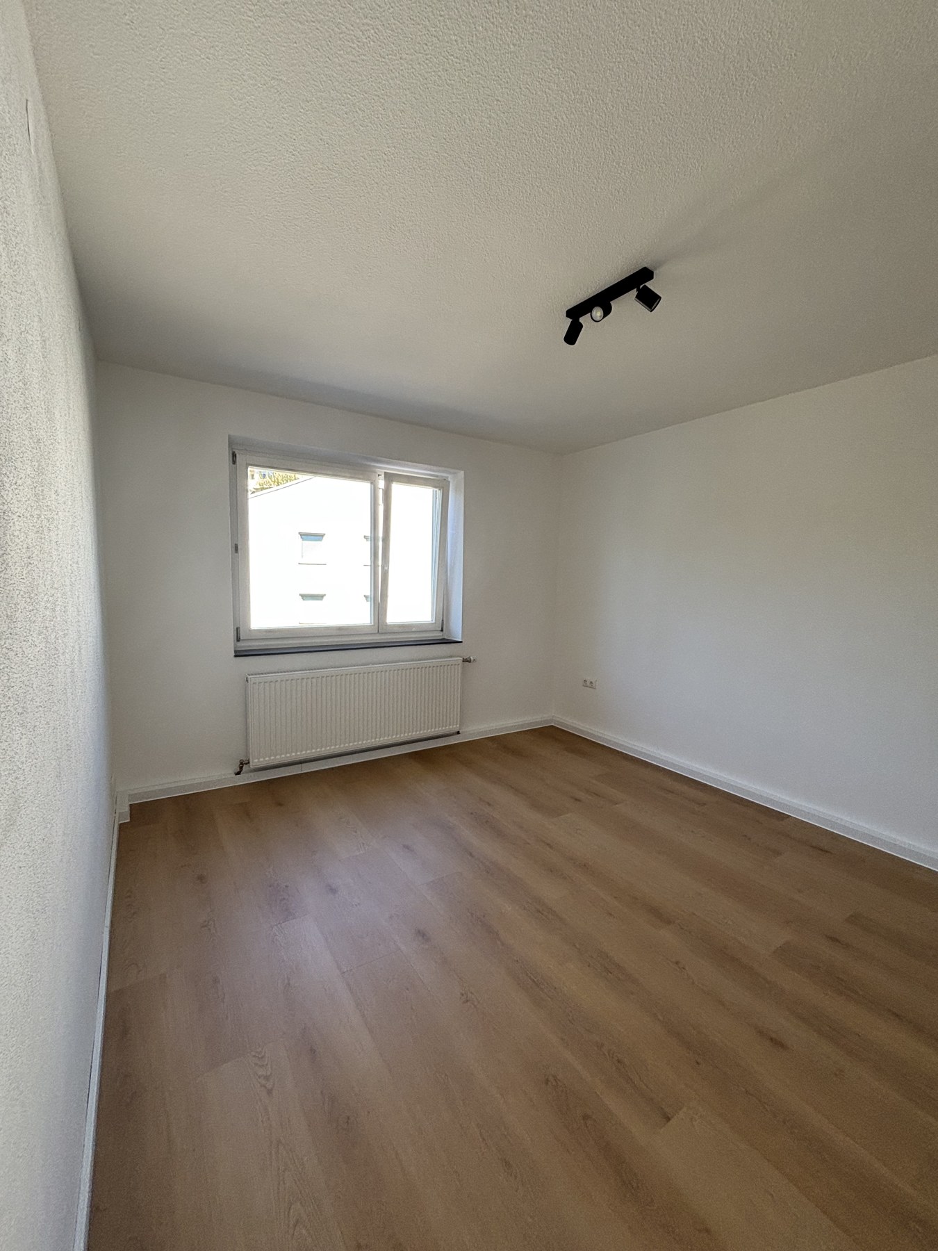 Wohnung Amberg II — Zimmer — nachher
