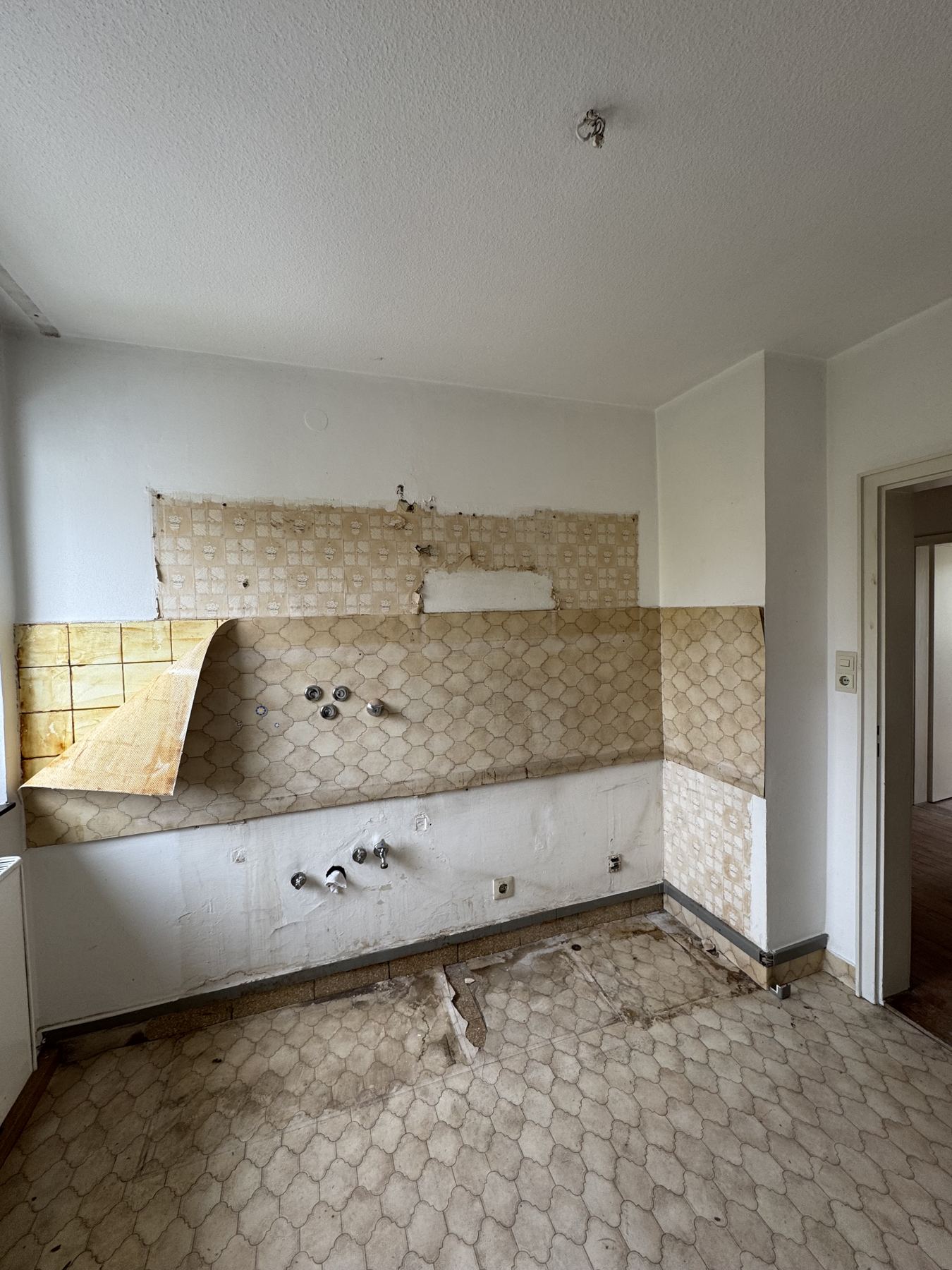 Wohnung Amberg II — Küche — vorher