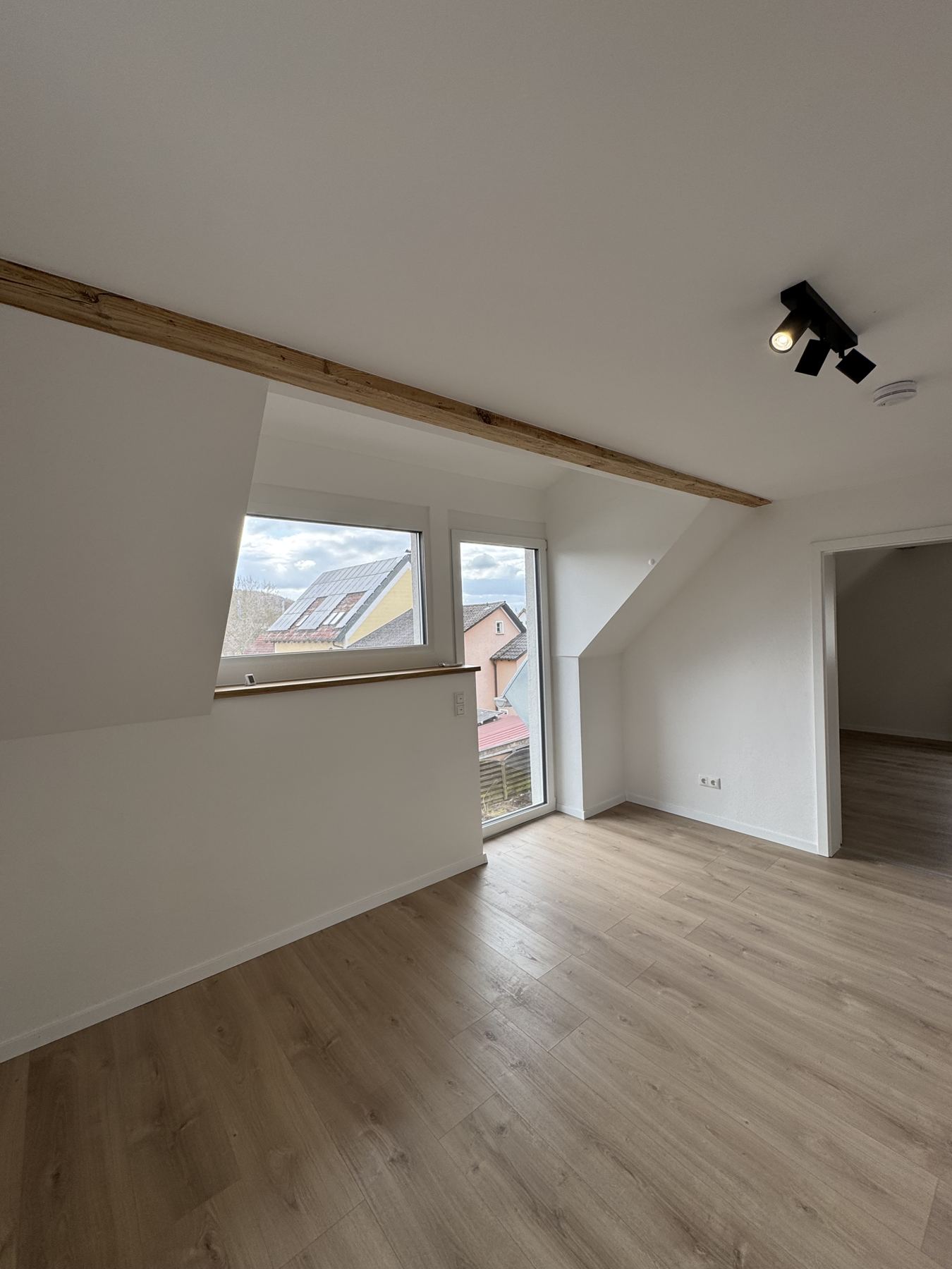 Haus Fronberg — Wohnbereich · Dachgeschoss — nachher